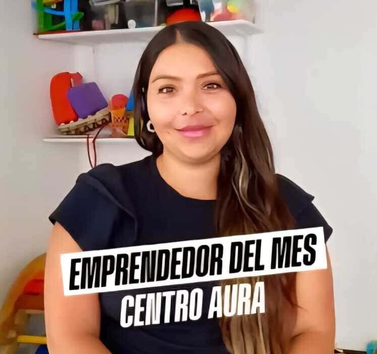 Denisse Aros, Directora de Aura Denisse Aros, Directora de Aura