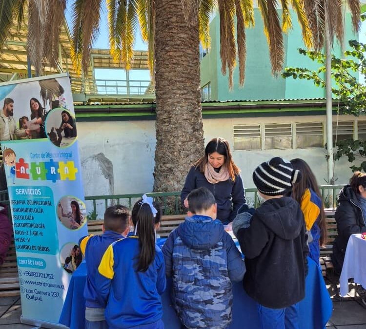Stand de Centro Integral Aura en Colegio Coggzai